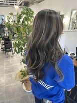 ホリー(HOLLY)&nbsp;コントラストハイライト×グレージュ