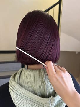 スイ(suii.) ぷつボブ/深めのワインレッドカラー