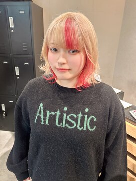 アイリー 名古屋(A/LEE) ミルクティーベージュ/レッドカラー/インナーカラー