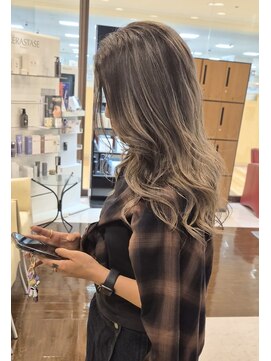 シャンプーボーイエイムス(SHAMPOO BOY aims) バレイヤージュ