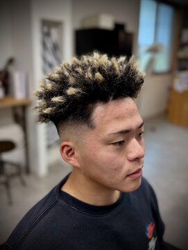 フジヤマバーバーショップ エビス(FUJIYAMA BARBER SHOP ebisu) スパイキーアフロ【ebisu】