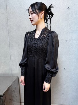 ヴァーディ オモテサンドウ(Vardy omotesando) set/タイトセット アレンジ お呼ばれヘア カチモリ