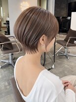 ノア(NOA)&nbsp;【NOA】透明感ベージュ丸みショートボブくびれショート似合わせ