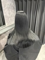 ネームレス 心斎橋(nameless)&nbsp;艶髪ブルーブラック 髪質改善トリートメント 心斎橋 暗髪