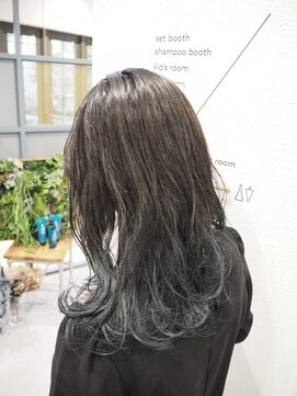 ティルヘアー(TiLL HAIR) グラデーションアクセントカラー/ネイビーグレー/ヨシンモリ巻き