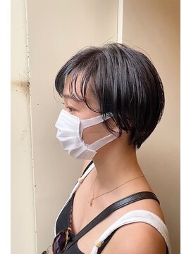 ハナモリ テララ(hanamori terara) terara★多田羅　デザインカラーで作るショートヘア