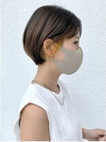 シカ 神戸三宮元町店(Cica) 三ノ宮 元町 ショートヘア 大人ショート イヤリングカラー