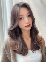 アフロートリノ(AFLOAT Leino)&nbsp;艶感透明感カラーと顔まわりレイヤーで動きのあるスタイル