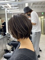 イキ 表参道(iki omotesando)&nbsp;モード/無造作ウェーブ/大人ガーリー[表参道駅]