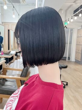 ネオリーブ クーロ(Neolive curro) 小顔ボブ×美髪[ぱつっとボブ/縮毛矯正/横浜韓国]