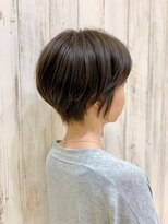 アルトス 浦和(ARTS)&nbsp;丸みショートボブ×カーキアッシュ×浦和の美容室ARTS谷島樹
