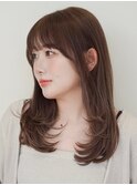 顔周りレイヤーカットグレージュカラーくびれボブベージュカラー