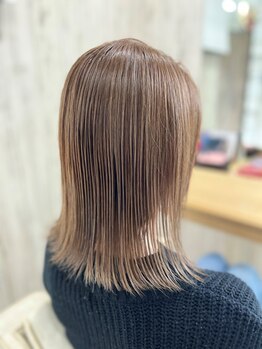 シャルム(Charme)の写真/酸性縮毛矯正と髪質改善があり、お客様一人ひとりの髪質に合わせてご提案いたします。お気軽にご相談下さい