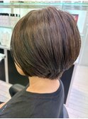 ショートボブ