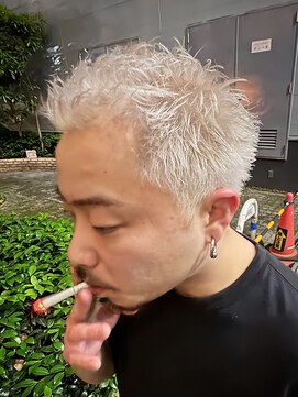 ブレイズマン(BLAZEMAN) スパイキー×ホワイトカラー