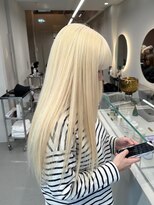 ソル ジングウマエ(SOL JINGUMAE)&nbsp;表参道ハイトーンカラーシルバーホワイトブロンドブリーチ2回