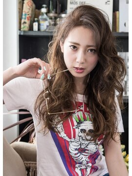 アズーア ヘアーアンドスパ(azure hair&spa) 外人風かきあげスタイル 【横浜駅】