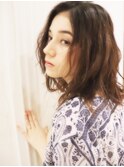 ナチュラルパーマのセミロング