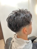 ネクサス 築地店 リバースパーマ/ツーブロック/フェード
