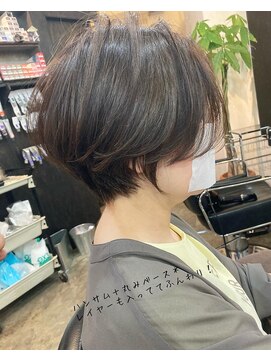 フォーカス(focus) focus ハンサム丸みショート30代40代　大人女子に人気のスタイル