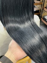 ロットアニバース(lott annibirth)&nbsp;【髪質改善】ブルーブラック/艶髪/透明感/トリートメント