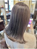 グレージュ　ハイライトカラー　stylist/miaki