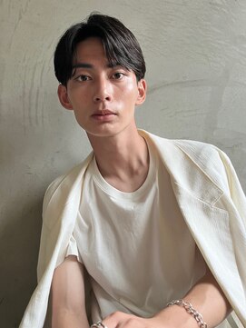 アットラブ バイ ベル(at'LAV by Belle) ナチュラルセンターパート/2wayスタイル/ビジネスヘア○上野