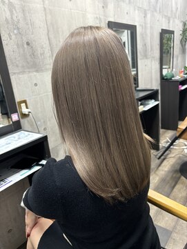 美容室 ソーイ(Soii) ミルクティーベージュ