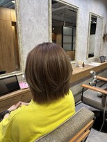 コンフィー(comfy)&nbsp;『shouki』ミルクティー　ハイトーン　くびれボブ　レイヤーボブ