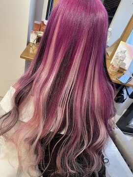 ラビスモア(Lovis moa) ホワイトグレージュ／ミニウルフ/髪質改善／チェリーブラウン