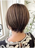 白髪ぼかしハイライト ショートヘア くせ毛カット 八事美容室