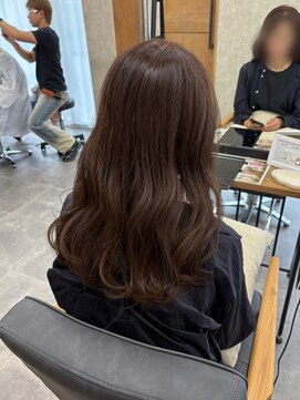 コク 千葉駅西口(COQU) シフォンベージュ【加藤優花】