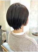 筋感残したスッキリショートボブ