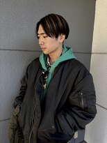 ヘアーアイストゥーレ(HAIR ICI TRE) メンズセンターパートハイライトメッシュカラー