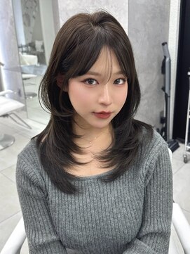 キティー サカエ(kiti SAKAE) グレージュ/レイヤーカット
