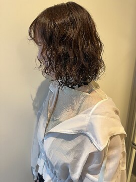 イーストハムヘッドショップ(EAST HAM head shop) 透明感ブラウン/ゆるふわカール/ウェーブ/ミディアム