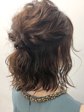 キューズ クラブ(cuz KLUB) 【cuzKLUB】ハーフアップアレンジ