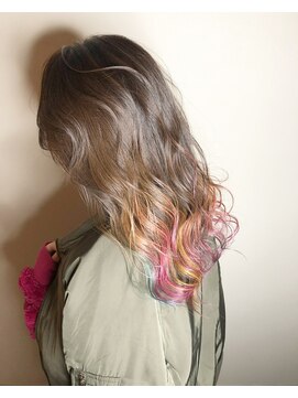 アンダーバーホワイト 阪神西宮店(_WHITE) グラデーションカラフルカラー　デザインカラー