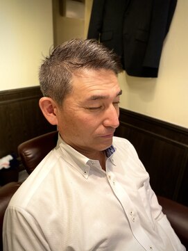 バレス 田町(BALES) [スキンフェード/ツイストスパイラル/田町]