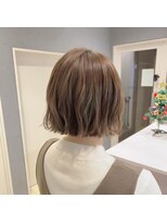 フランチェスカドット(francesca.)&nbsp;ナチュラルベージュ×切りっぱなしボブ【竹中慎治】梅田