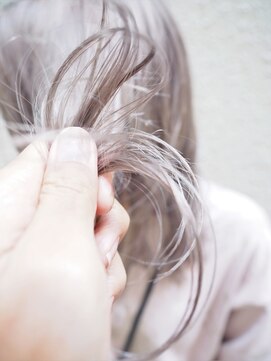 コニ(Coni) ♪Coni百瀬♪ミルクティーグレージュ/ミルクティーカラー