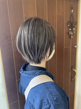 ヘアーリゾート ルアーナ(hair resort LUANA) シークレットハイライトで立体感ショート