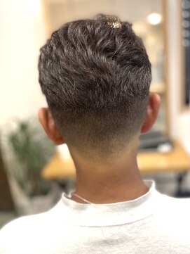 ノリータヘアラボ(NoLITA hair labo) フェードカット【メンズ”barber“スタイル】