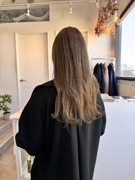 ロカ 表参道(loka) ミルクティーベージュ/ブリーチ[表参道/ブリーチ/ハイライト]Mai