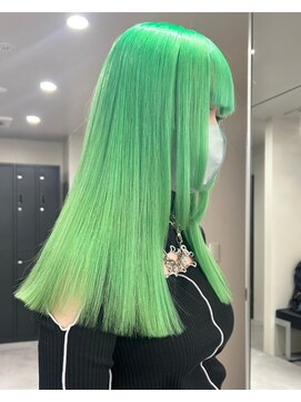 ベレーザ 渋谷(BELEZA) 5609ニュアンスカラーヘアハイトーンカラーエメラルドグリーン