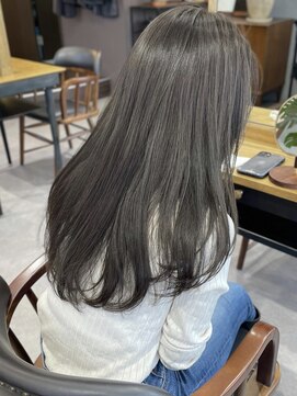 ブラウン(Brown) アッシュグレージュ / ロングヘア