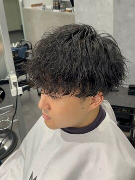 クロムトウキョウ ザ バーバー ネオン 新宿店(CHROM TOKYO the Barber ne/on) マッシュ×波巻きパーマ