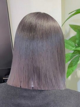 ロイス 神宮前(ROIS) ケアブリーチ/ミルクティーベージュ/髪質改善トリートメント/