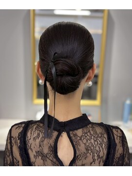 ヘアアレンジメント ボガスティーズ 川崎店(Hair arrangement Vogusty's) タイトシニヨン