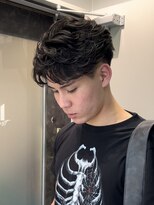 ゼスト リル 新宿(ZEST lill)&nbsp;ニュアンスパーマスペインカールフェザーパーマメンズパーマ